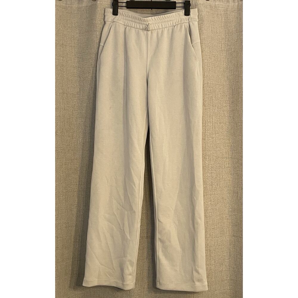 Lululemon Women’s Softstreme High Rise Pants Size 6, Bone Color